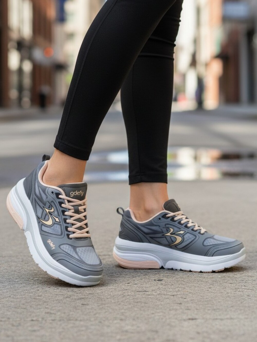 Womens 8 Gdefy Ion Walking  sneakers full ortho support, Gray/Peach
